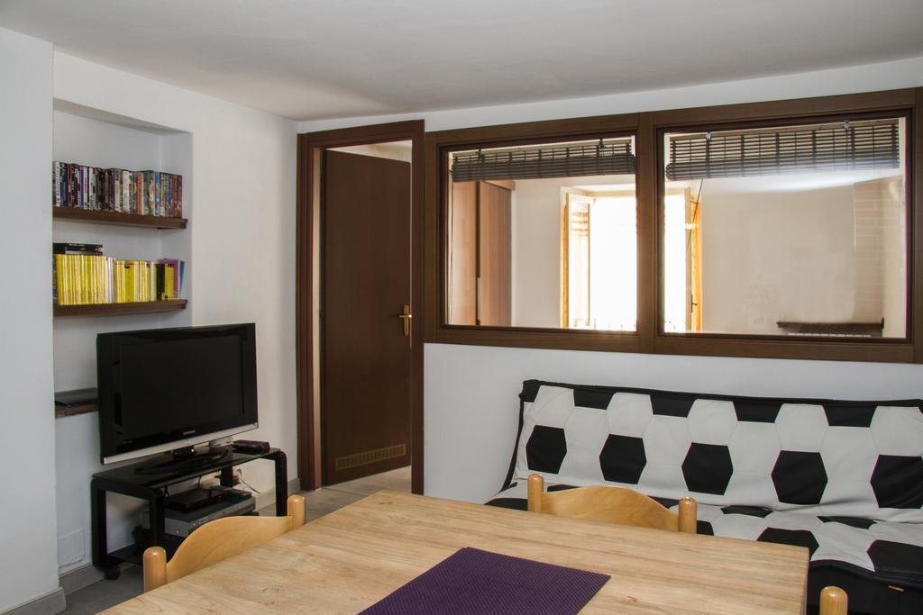 Apartment Via Sant'Alessandro Bérgamo Habitación foto